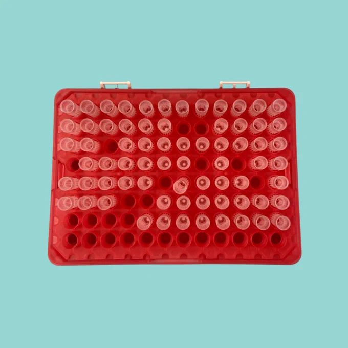 unorganized pipette tip box