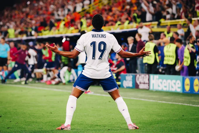 Ollie Watkins celebrates his winner against the Netherlands!