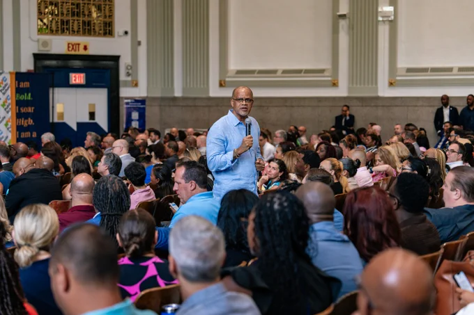 Chancellor Banks delivers remarks at the 2024 Citywide Principals' Conference. 