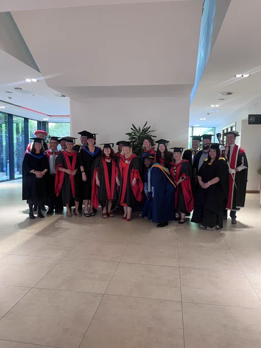 Group of FLSE colleagues.