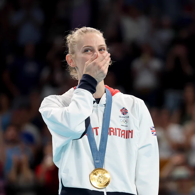 Bryony Page wins gold in the women's trampoline final at Paris 2024.
