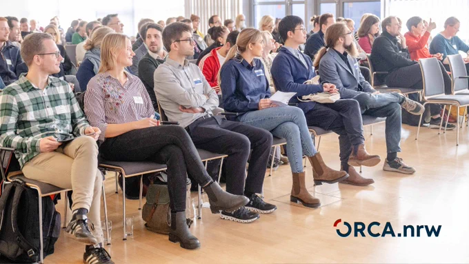 Besucherinnen und Besucher bei der ORCA.nrw-Tagung