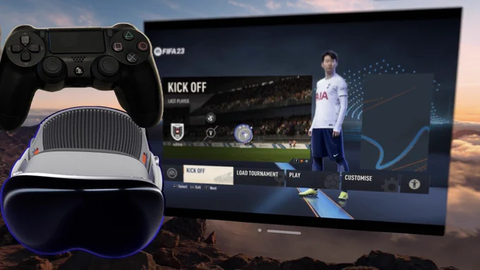 Das Bild zeigt eine Szene, die mit Videospielen zu tun hat. Im Vordergrund ist ein schwarzer PlayStation-Controller und ein Virtual-Reality-Headset zu sehen. Im Hintergrund läuft auf einem Bildschirm das Spiel "FIFA 23". Auf dem Bildschirm ist das Menü "Kick Off" zu sehen, und ein Spieler in einem weißen Trikot steht rechts im Bild. Der Himmel im Hintergrund ist leicht bewölkt und es scheint Sonnenuntergang zu sein.