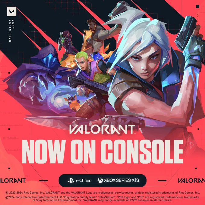 Jett, Gekko, Omen, Phoenix and Viper stand facing forward, with weapons and abilities at the ready. Text on the image: “VALORANT NOW ON CONSOLE”. Below the text are the logos for PlayStation 5 and Xbox Series X|S.