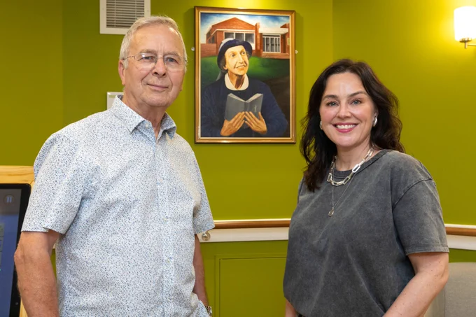 Portrait artist Jeffrey Stamp and Jill Halfpenny.