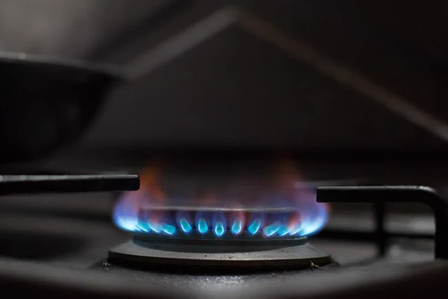 Burner on gas stove. Credit: Ivan Radic via Wikimedia Commons (https://commons.wikimedia.org/wiki/File:Gas_stove_flame.jpg)