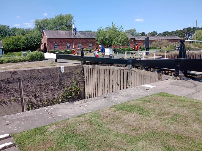 Diglis Lock and Island 