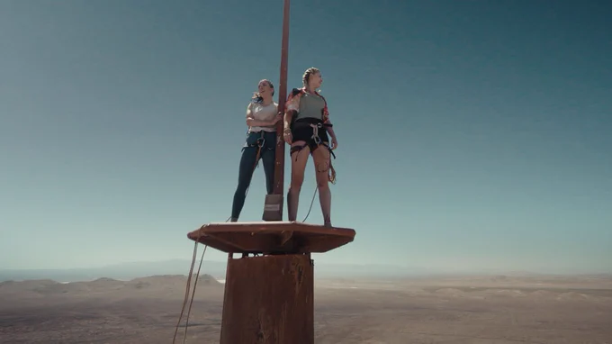 Grace Caroline Currey and Virginia Gardner in Fall.