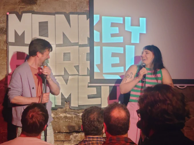 Thom & Sian happy onstage