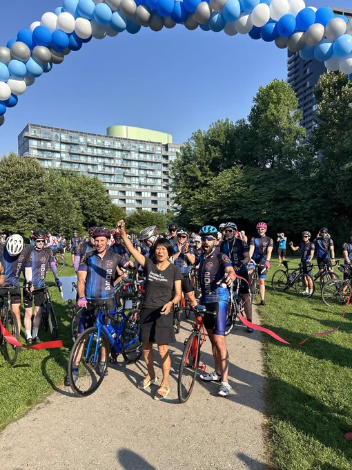 Mayor Olivia Chow with Friends for Life Bike Rally participants.