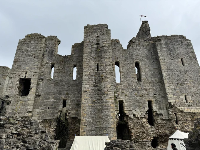 Middleham castle