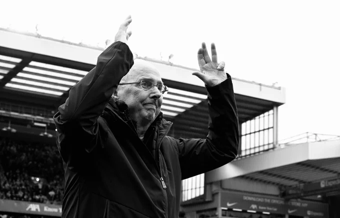 Imagery of Sven-Göran Eriksson at Anfield.