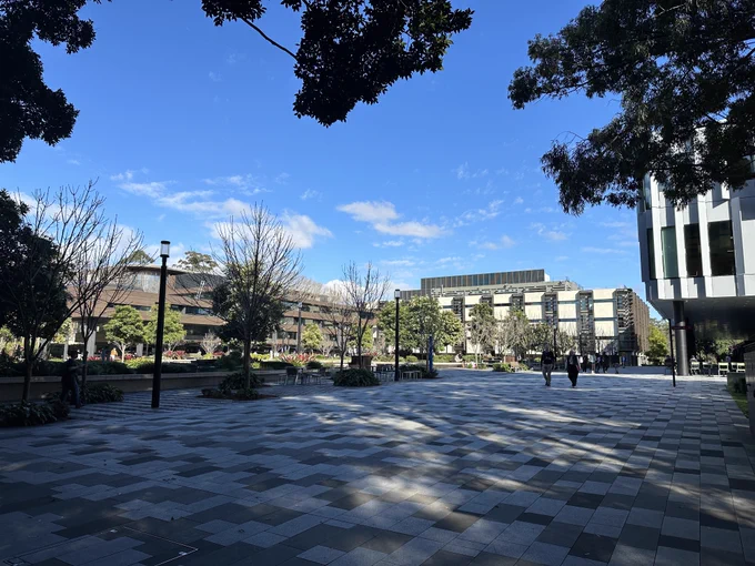 Main plaza at Macquarie Uni
