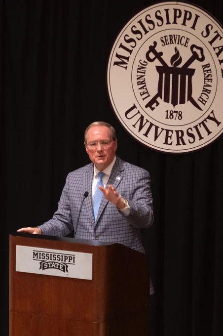 Dr. Mark E. Keenum speaking during the Fish Innovation Lab event on August 22, 2024