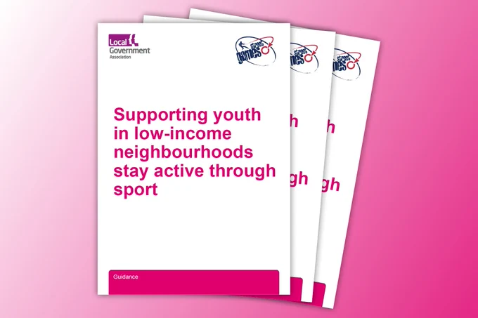 Supporting youth in low-income neighbourhoods stay active through sport.