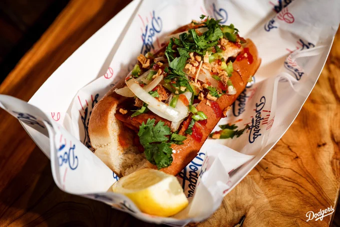 Longaniza: DH Field 8, LA Feeds Blue Left Centerfield, Think Blue BBQ Grill Left Centerfield, Dueling Dogs Left Centerfield, Fan Fare Reserve 4