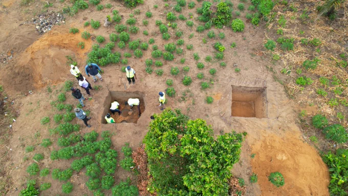 Photograph of excavations in the old Apa (the first slave port in Nigeria and the first established settlement on the Badagry coast).