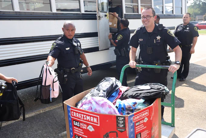 Teacher supply donation by Sherriff's Office