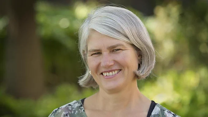 Headshot of Dr. Claudia Wagner-Riddle