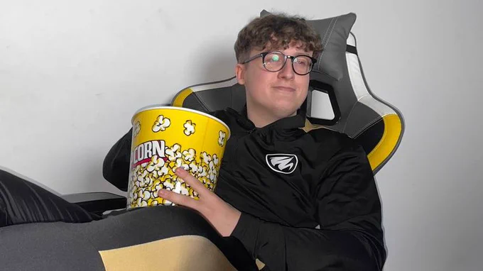 Uncle Bill eating popcorn.
