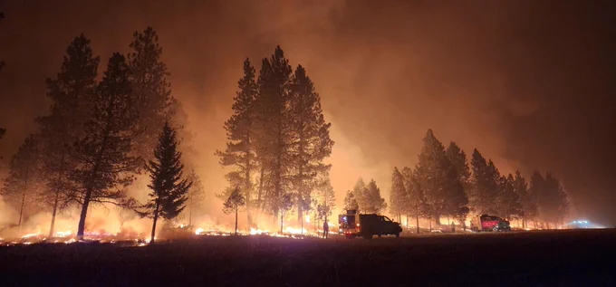Night operations on the #WapitiFire on the Boise National Forest in Idaho. 