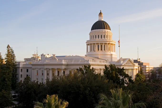 Image of the Capitol Building in Sacramento, California.