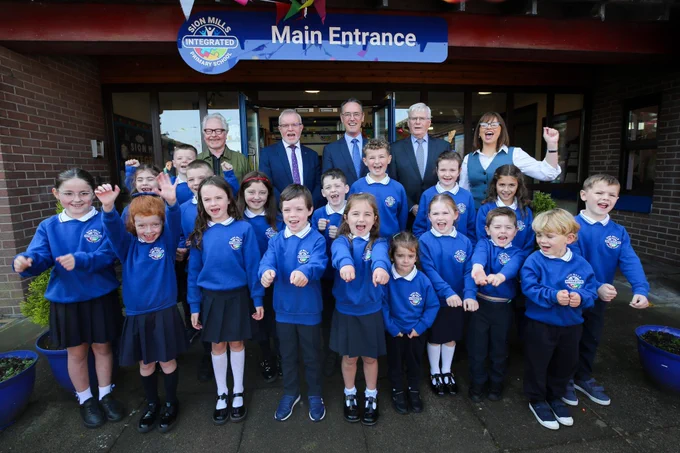 Mark Browne visiting Sion Mills Integrated Primary School and Nursery Unit.