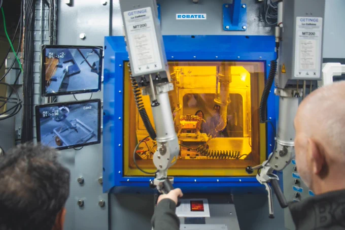 TRIUMF lab equipment.