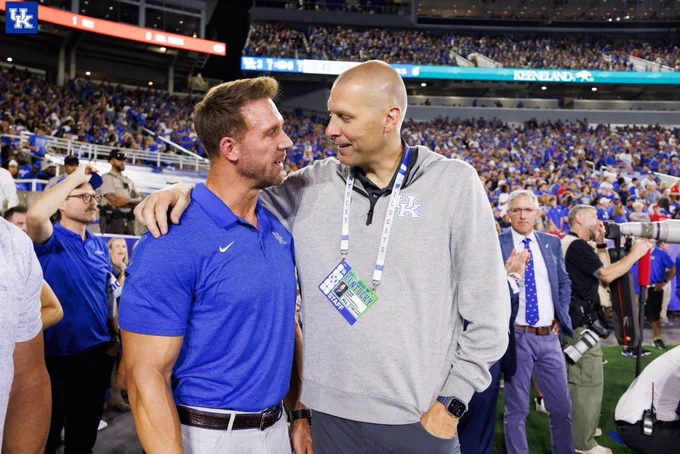 Coach Mark Pope with Tim Couch at the football game this past Saturday. 