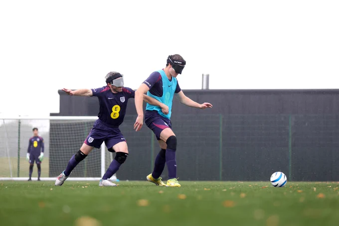 Roy Turnham and Efe Shimwell of the England Blind men’s team battle for possession 
