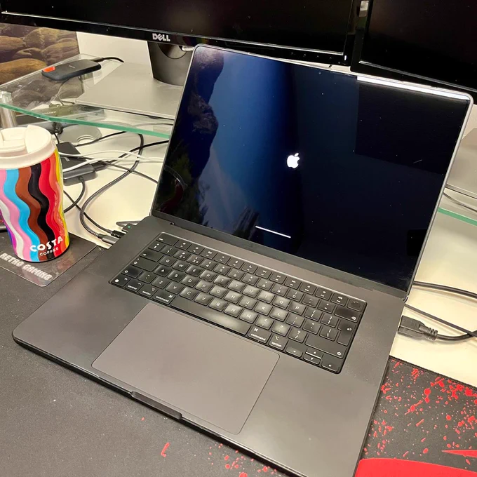 An Apple laptop mid-way through a software update!