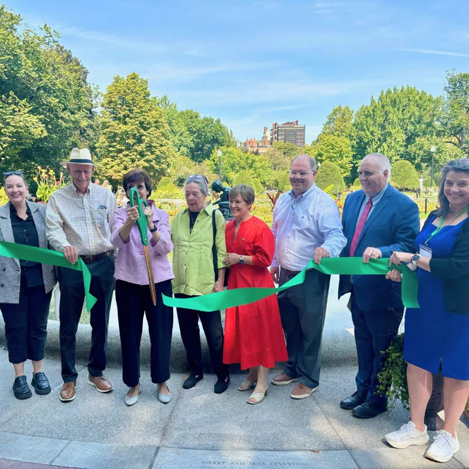 Parks Commissioner Ryan Woods joins Friends of the Public Garden and elected officials to cut the ribbon. 