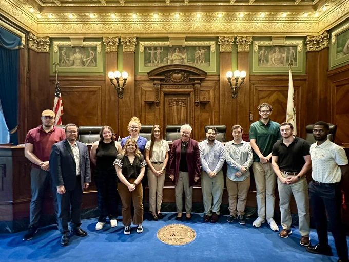 Illinois Supreme Court Chief Justice Mary Jane Theis and PAR students.