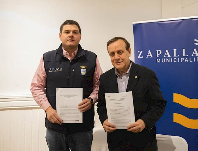 El Centro del Patrimonio UC firmó un convenio con la Municipalidad de Zapallar y la Corporación para el Desarrollo de la comuna. Créditos: Municipalidad de Zapallar.
