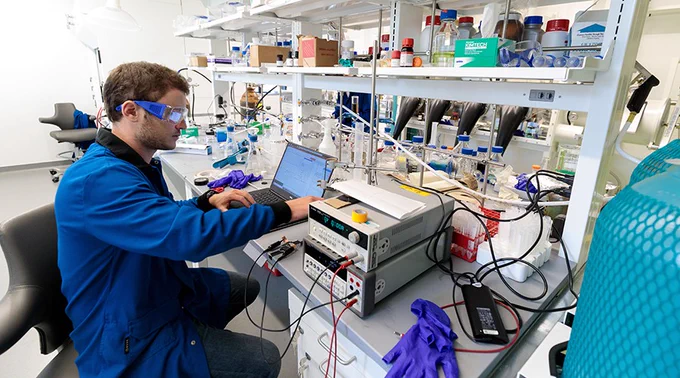 First author Eli Hoenig works in Asst. Prof. Chong Liu’s lab. (Photo by John Zich)
