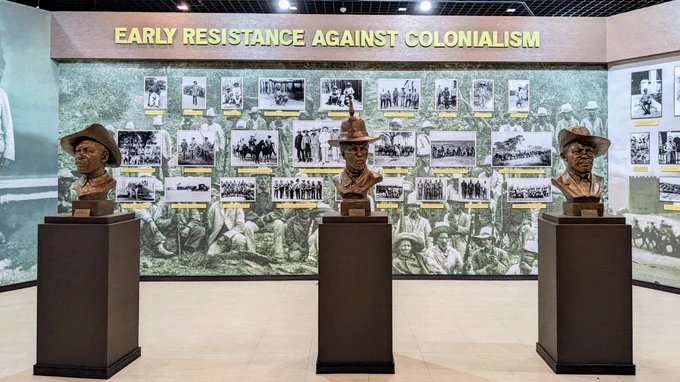 Independance Memorial Musuem IMM / Windhoek | Showcase „Early resistance against colonialism“ / 2022 | FORUM / CC BY-SA 4.0
