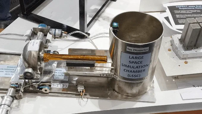 
The Large Space Simulation Chamber (LSSC) is a controlled testing facility that replicates extreme space conditions to evaluate spacecraft, instruments, and equipment performance.