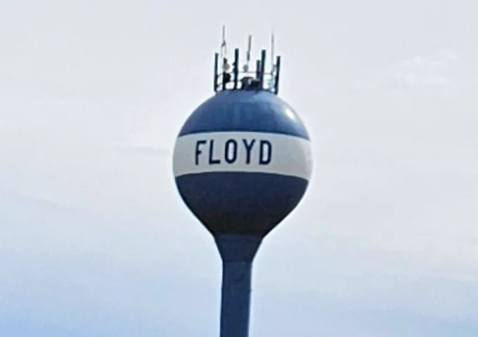 Water tower in Floyd, Iowa