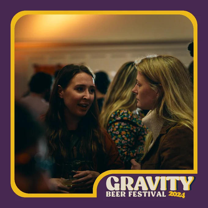 Photo for the Gravity Beer Festival. We can see 2 women discussing together during the festival