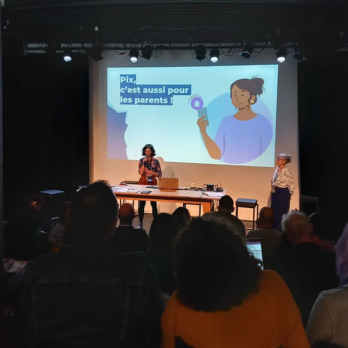 Présentation des parcours Pix pour les parents à l'occasion de NEC 2024