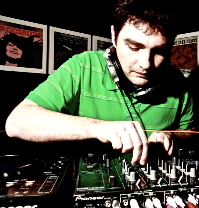 Gabriel Heatwave DJing at Hot Wuk in 2009
