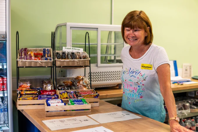 Older woman volunteering