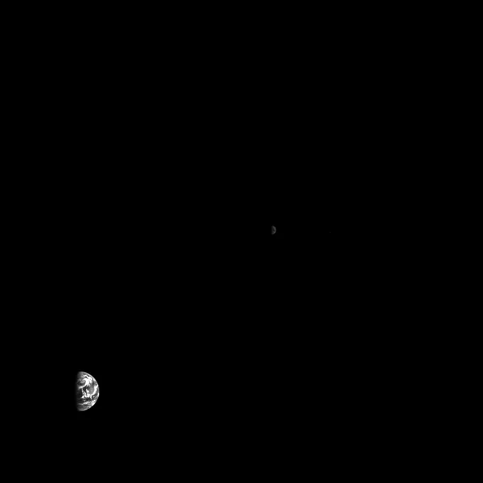 Hera’s Asteroid Framing Camera (AFC) captured this farewell image of Earth (bottom left) and the Moon (centre) on 11 October from a distance of approximately 1.6 million km. Earth is oriented with north pointing upwards, with the Pacific Ocean illuminated by the Sun.