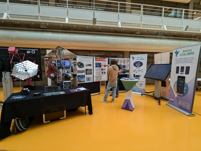 Stand du CEA Paris Saclay au Village des Sciences à l'école normale supérieure !
