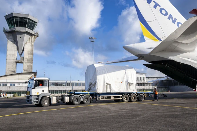 Following its journey from Cannes, France, via Turin, Italy, Sentinel-1C, the third satellite of the Copernicus Sentinel-1 mission, has safely landed in Kourou, French Guiana, after being transported on an Antonov aircraft.