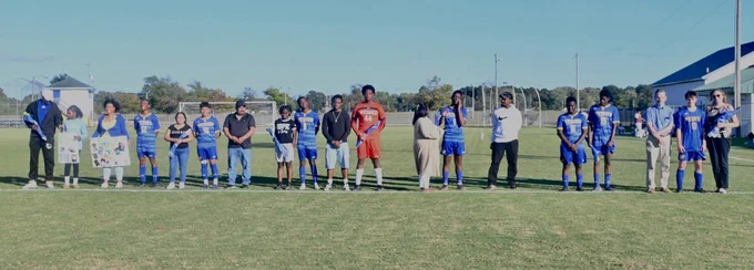Image of Wi-Hi Boys senior soccer players and parents
