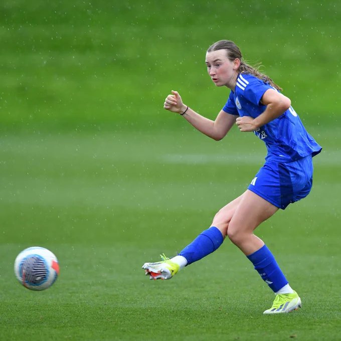 Sarah Quinn in action for the LCFC Women U21 Academy.