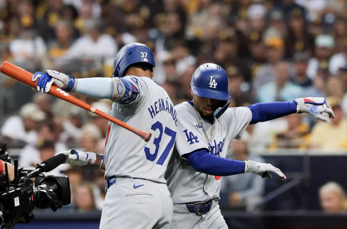 Mookie Betts and Teoscar Hernández