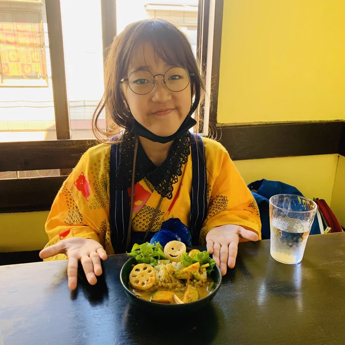 終演後、下北沢カレーフェス2024で犬拳堂さんのハロウィンカレーをたべました！辛かったけど美味しかったです。