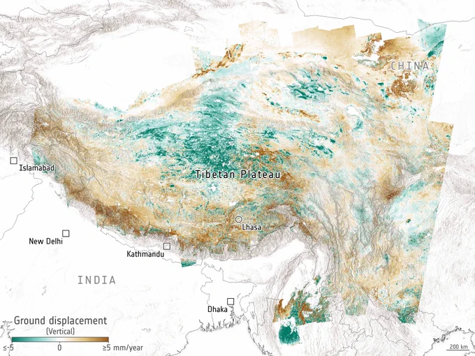 This map shows vertical ground movement, where the green areas have sunk by up to 5 mm over a year, while the brown areas have risen by up to 5 mm.
